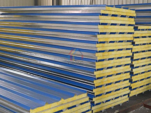 How to install and construct the sandwich color steel plate?