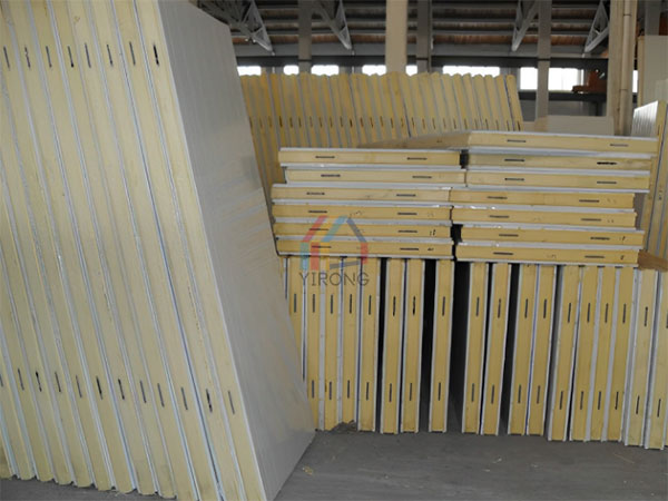 How to choose polyurethane cold storage board?