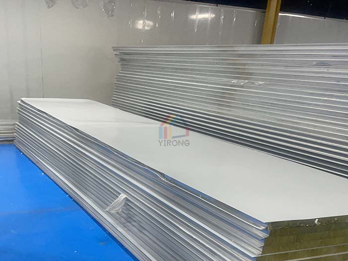 Rock wool board is used for steel workshop in Saudi Arabia