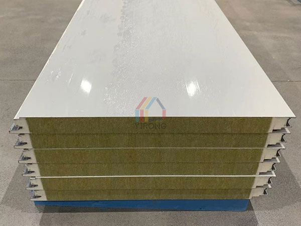 Common problems of manual rock wool sandwich panel