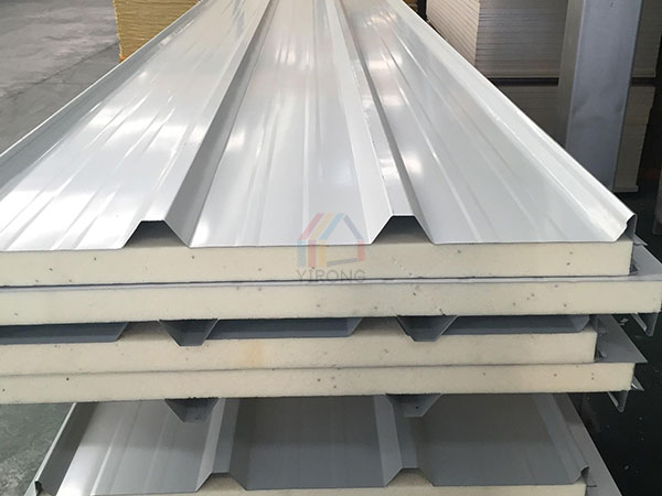 polyurethane insulation sandwich panel