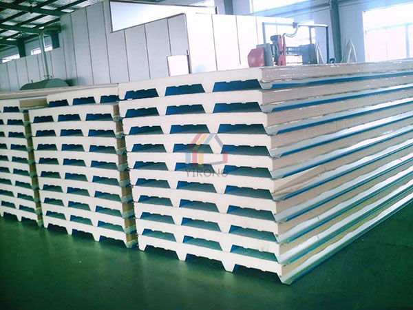 What kind of metal sandwich panels are used in large factory?