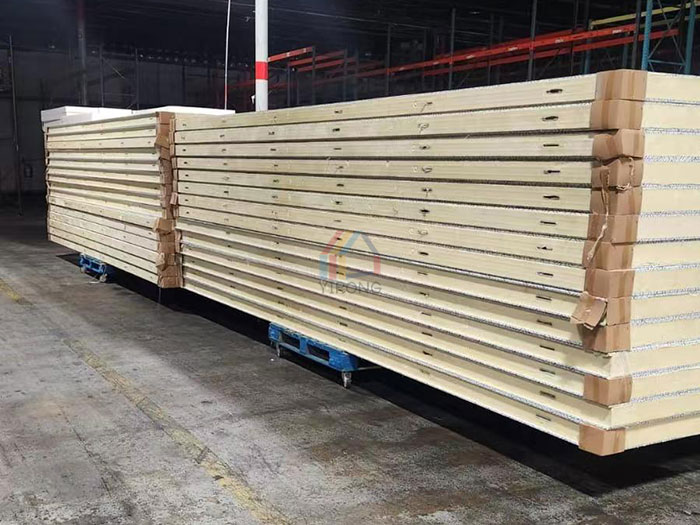 Cold room wall panels arrive in the United States
