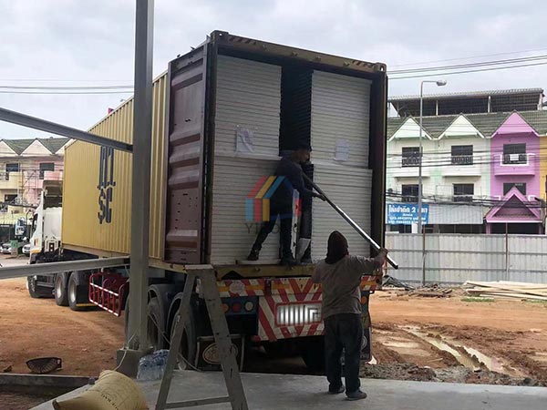 EPS sandwich panels for steel frame warehouse in Thailand arrive