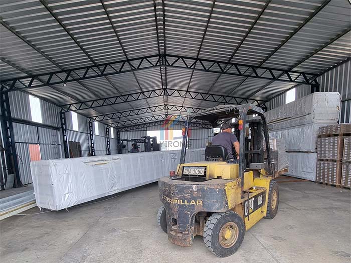 Uruguay customers receive the PU wall panel of metal warehouse