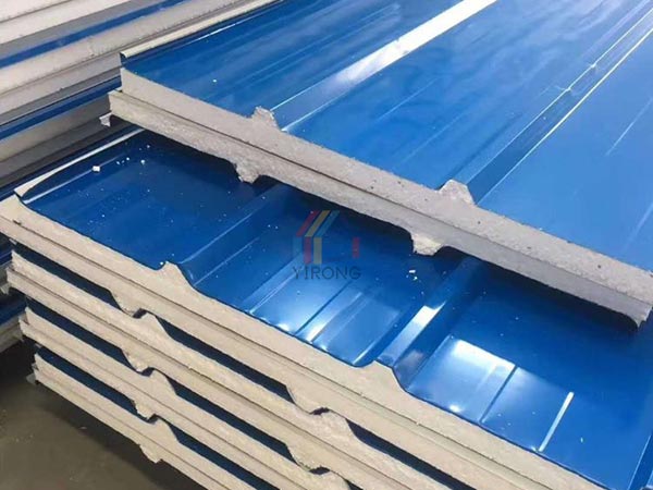 How to install the color steel sandwich panel roof?