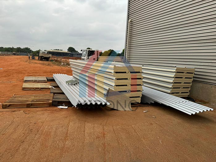 PU roof panels for beverage factory arrive in Angola